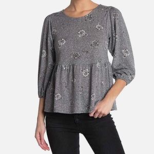 Bobeau Gray Floral Baby-Doll 3/4 Sleeve Peplum Top Size Small